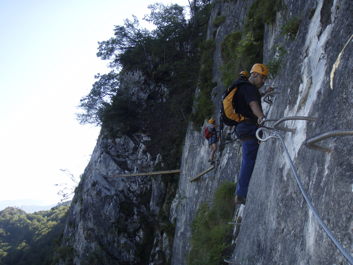 รูปถ่าย ฝรั่งเศส(France) วิคเดสโซ(Vicdessos) เส้นทางปีนผาเวียแฟร์ราตาด้านเหนือ(Via Ferrata North) 2007-08 21