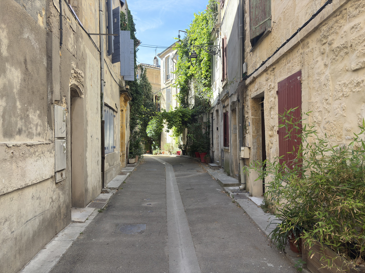 รูปถ่าย ฝรั่งเศส(France) อาร์เลอ(Arles) 2026-06 30