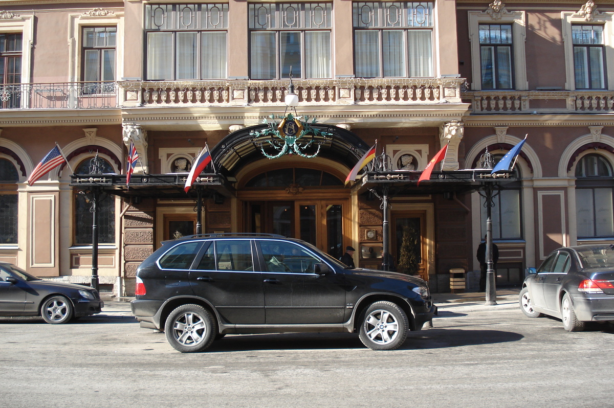 รูปถ่าย รัสเซีย(Russia) เซนต์ปีเตอร์สเบิร์ก(St Petersburg) ถนนเนฟสกี(Nevsky Prospect) 2006-03 124