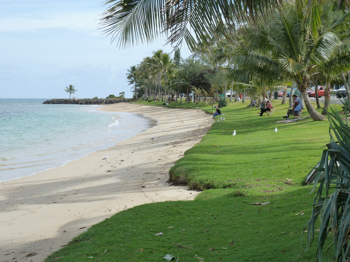 รูปถ่าย นิวแคลิโดเนีย(New Caledonia) นูเมอา(Noumea) อ่าวอ็องส์วาตา(Anse Vata) 2010-05 30