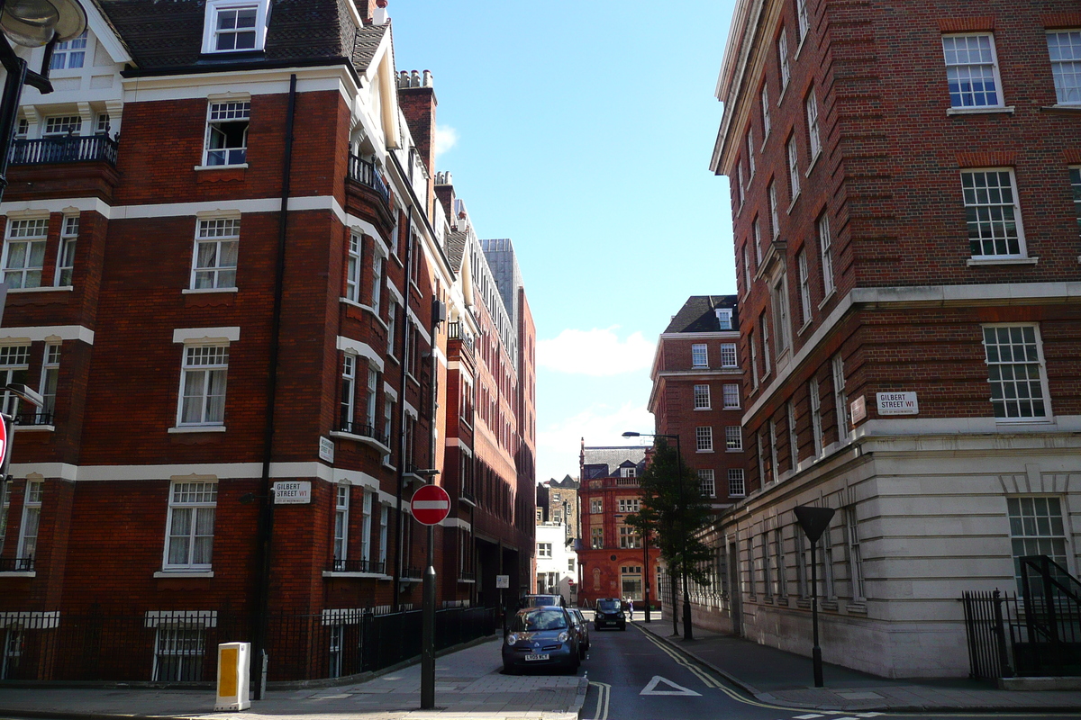 รูปถ่าย อังกฤษ(United Kingdom) ลอนดอน(London) ถนนเวย์เฮาส์(WeighHouse Street) 2007-09 13
