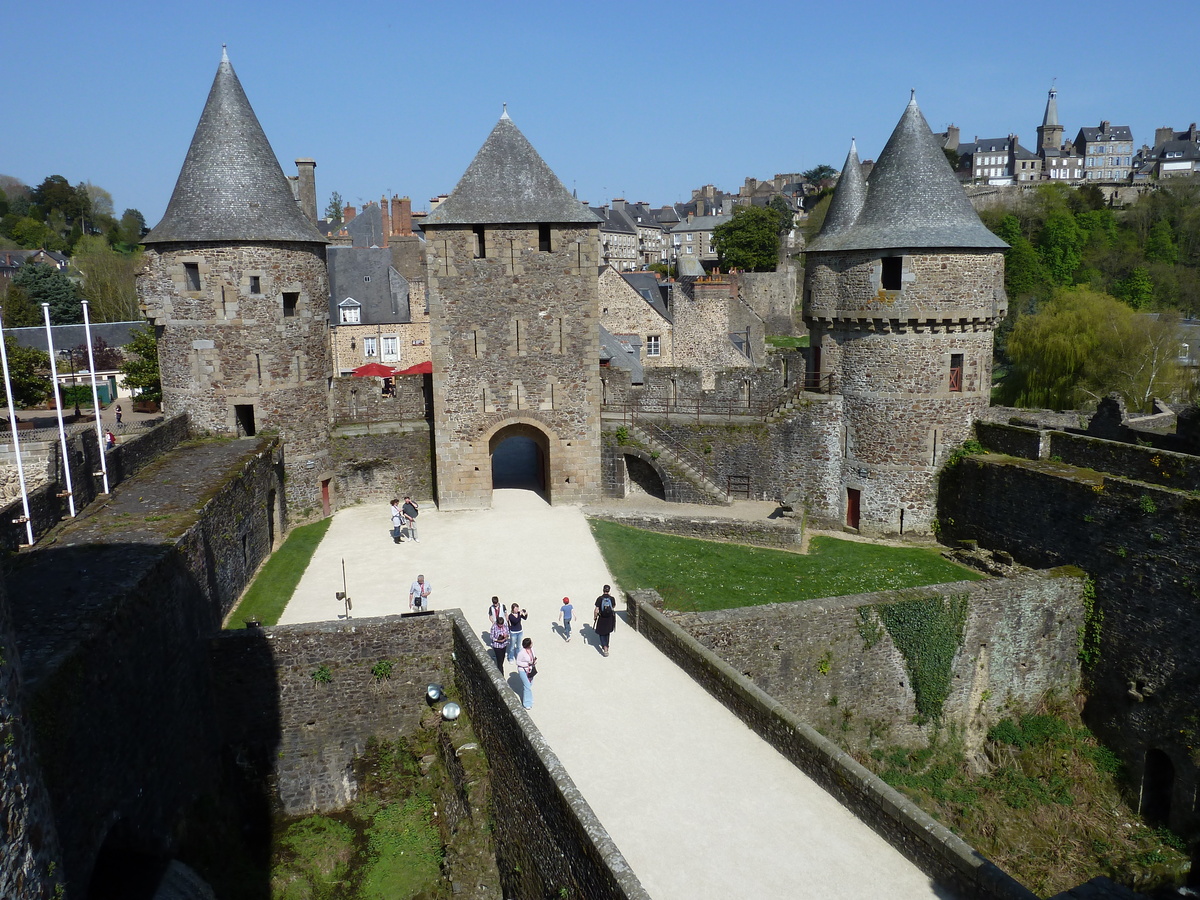 รูปถ่าย ฝรั่งเศส(France) ฟูแฌร์(Fougeres) 2010-04 194