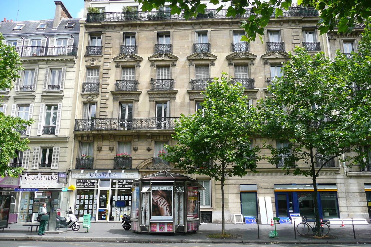 รูปถ่าย ฝรั่งเศส(France) ปารีส(Paris) ถนนนีเยล(Avenue Niel) 2007-06 98