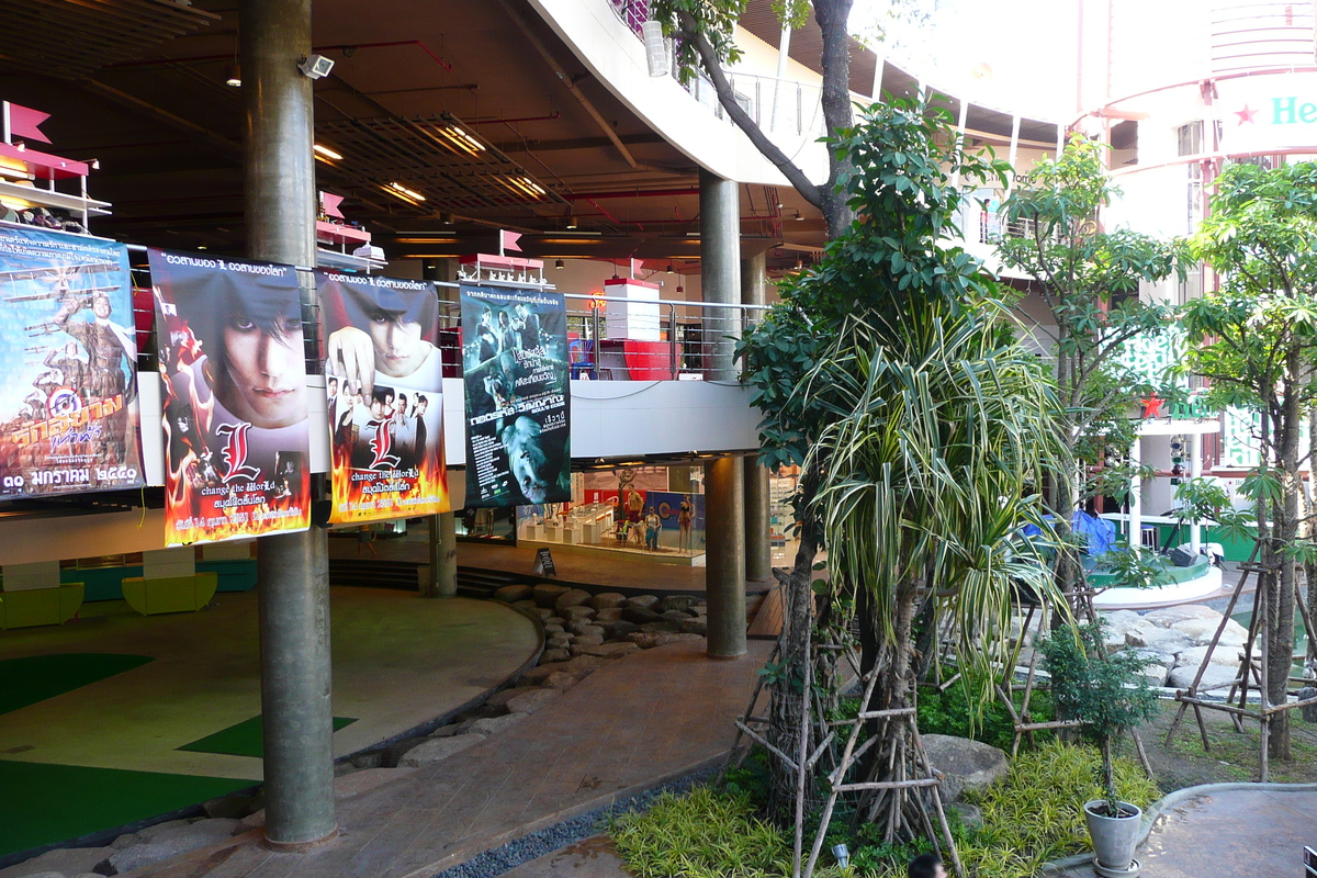 รูปถ่าย ไทย(Thailand) พัทยา(Pattaya) ถนนพัทยาอเวนิว(Pattaya Avenue) 2008-01 61