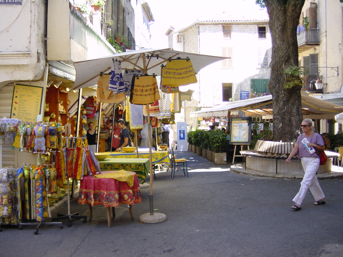 รูปถ่าย ฝรั่งเศส(France) วังซ์(Vence) 2001-09 15