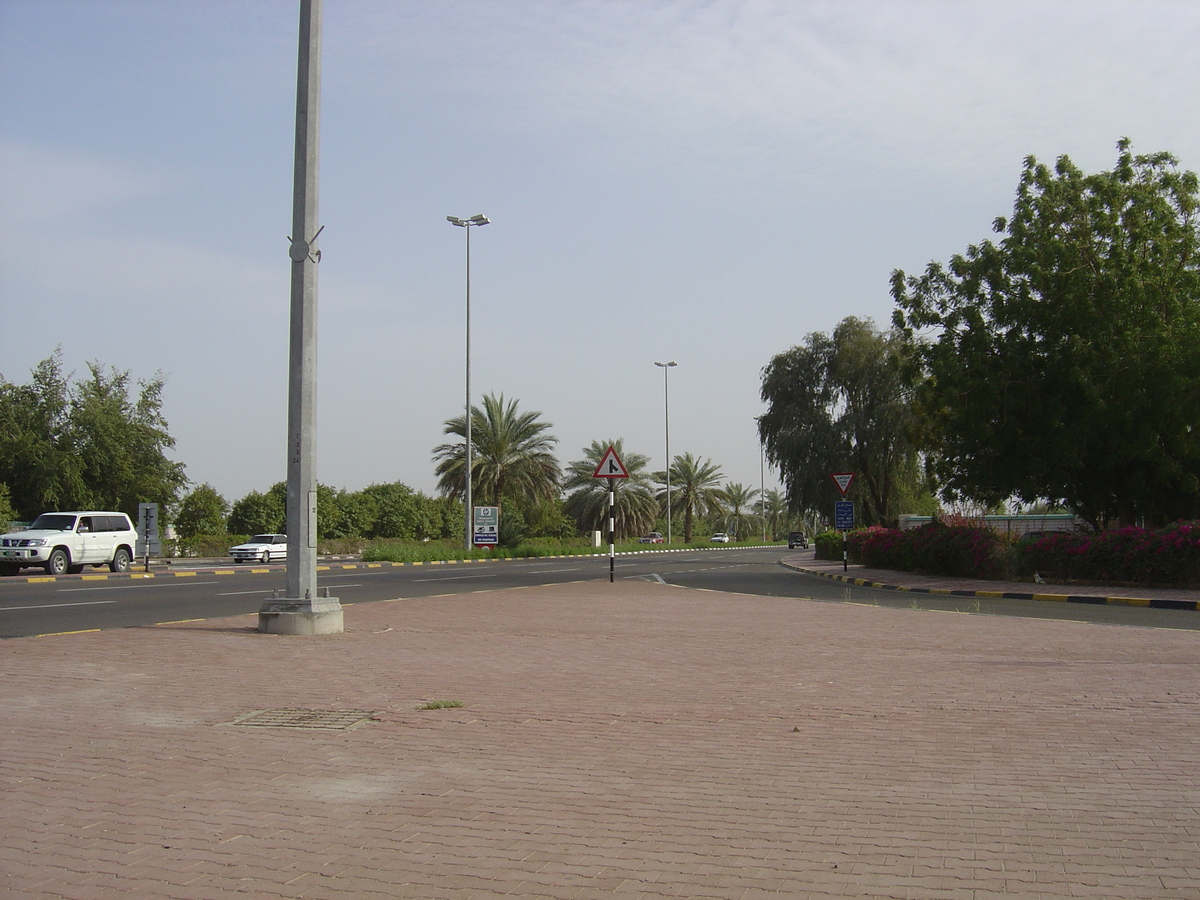 รูปถ่าย สหรัฐอาหรับเอมิเรตส์(United Arab Emirates) อาเลอิน(Al Ain) 2005-03 45