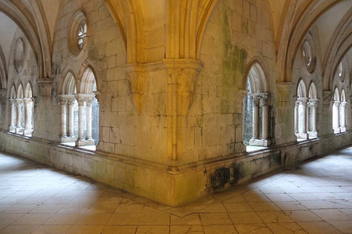 รูปถ่าย โปรตุเกส(Portugal) อัลโกบาซา(Alcobaca) 2013-01 95