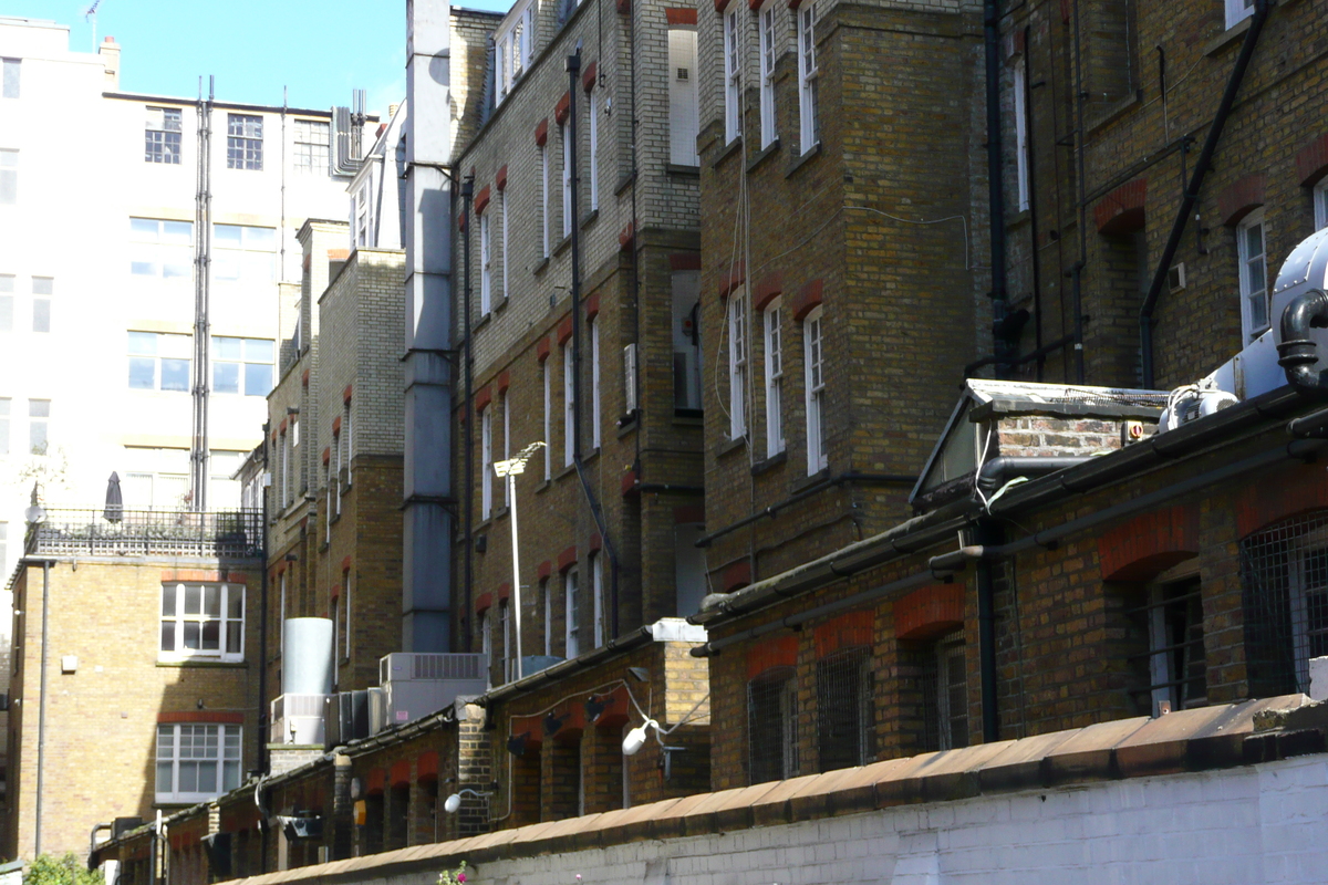 รูปถ่าย อังกฤษ(United Kingdom) ลอนดอน(London) สวนบราวน์ฮาร์ต(Brown Hart Gardens) 2007-09 8