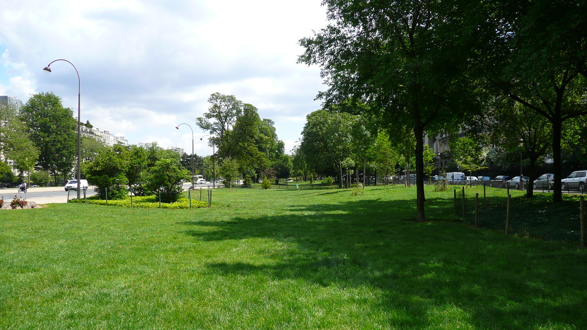 รูปถ่าย ฝรั่งเศส(France) ปารีส(Paris) ถนนฟอช(Avenue Foch) 2007-06 71