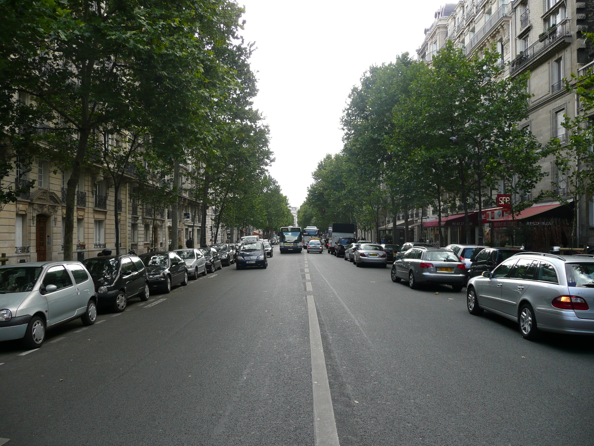 รูปถ่าย ฝรั่งเศส(France) ปารีส(Paris) ถนนนีเยล(Avenue Niel) 2007-06 24