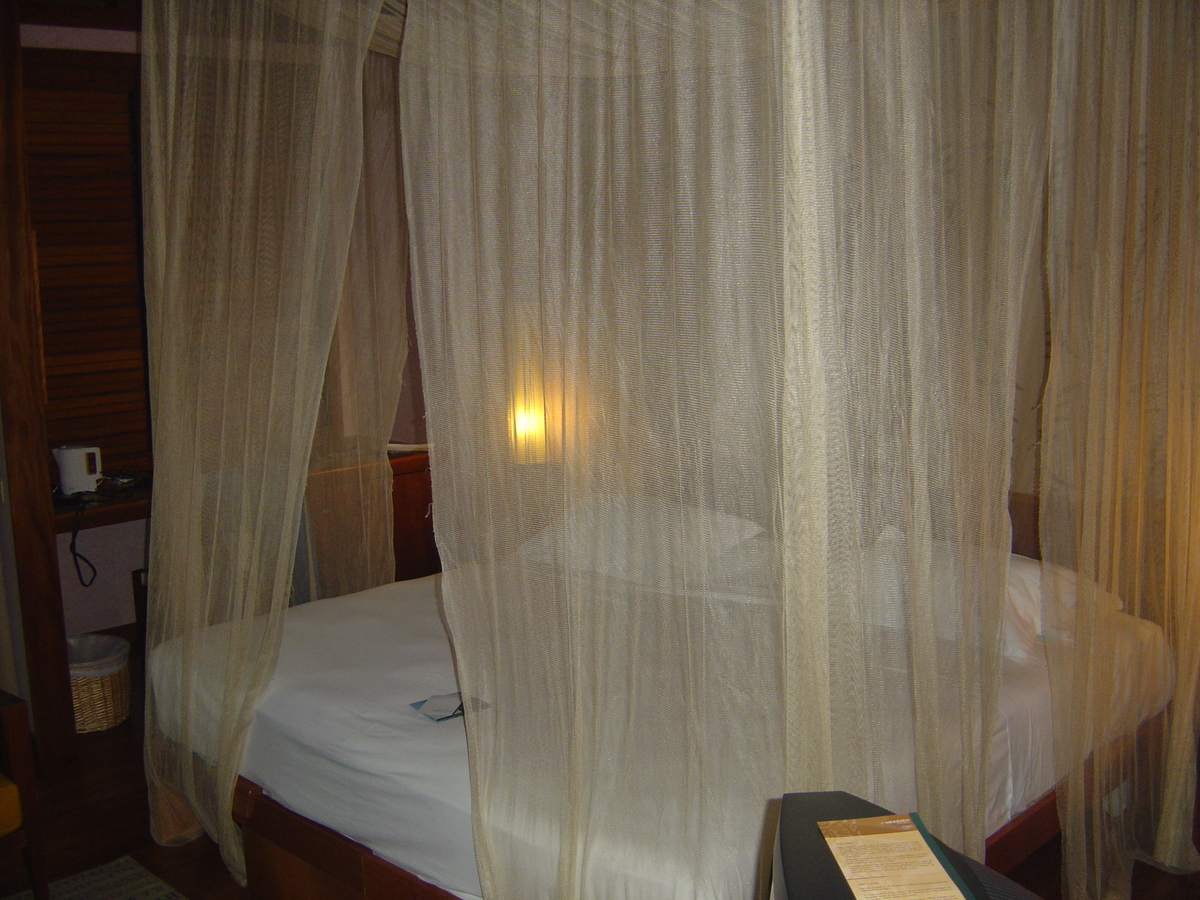 รูปถ่าย เฟรนช์โพลี่นีเซีย(Polynesia) โรงแรมเลอเมอริเดียน โบราโบรา(Meridien Bora Bora Hotel) 2006-04 214