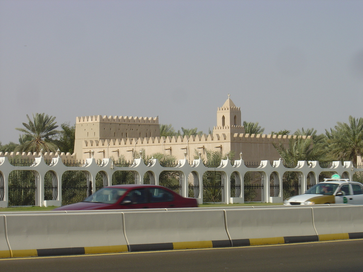 รูปถ่าย สหรัฐอาหรับเอมิเรตส์(United Arab Emirates) อาเลอิน(Al Ain) 2005-03 73