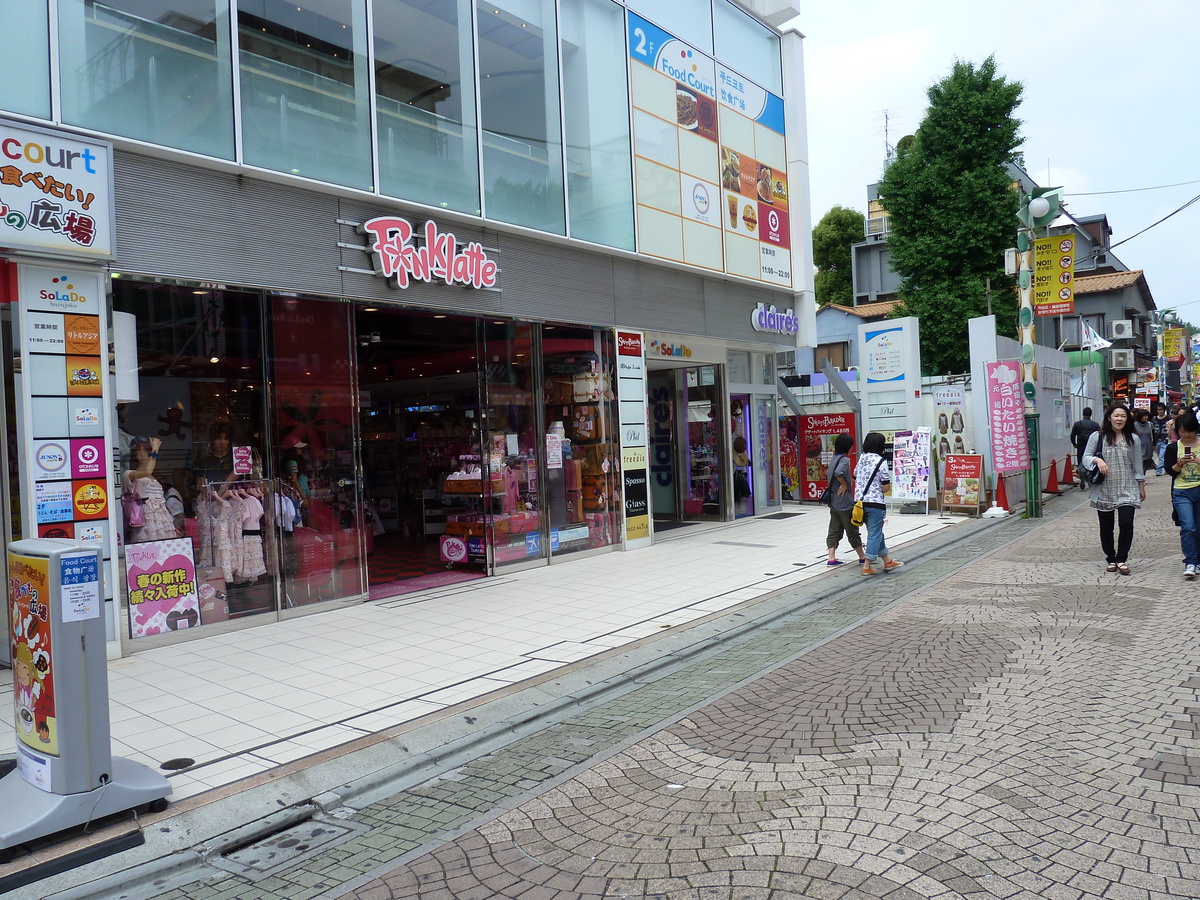 รูปถ่าย ญี่ปุ่น(Japan) โตเกียว(Tokyo) ถนนทาเคชิตะ(Takeshita Street) 2010-06 17