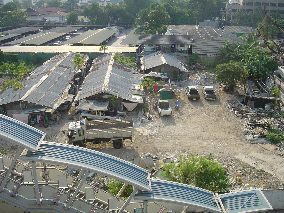 รูปถ่าย ไทย(Thailand) กรุงเทพมหานคร(Bangkok) รถไฟฟ้า(Sky Train) 2004-12 103