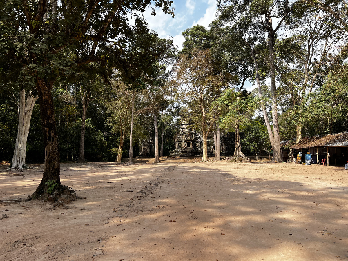 รูปถ่าย กัมพูชา(Cambodia) เสียมราฐ(Siem Reap) ปราสาทธมมานนท์(Thommanon) 2023-01 8