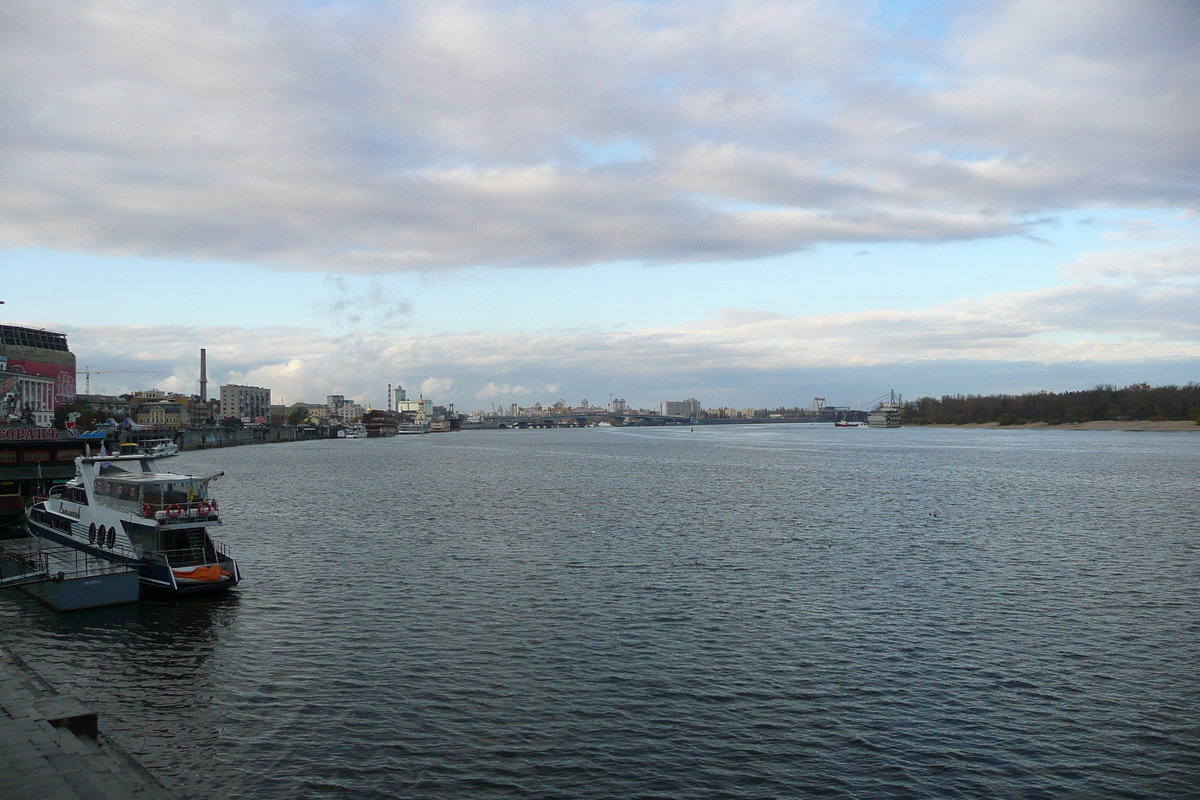 รูปถ่าย ยูเครน(Ukraine) เคียฟ(Kiev) แม่น้ำนีเปอร์(Dnipro river) 2007-11 1