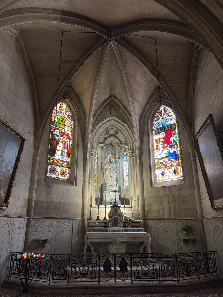 รูปถ่าย ฝรั่งเศส(France) อาร์เลอ(Arles) 2026-06 17
