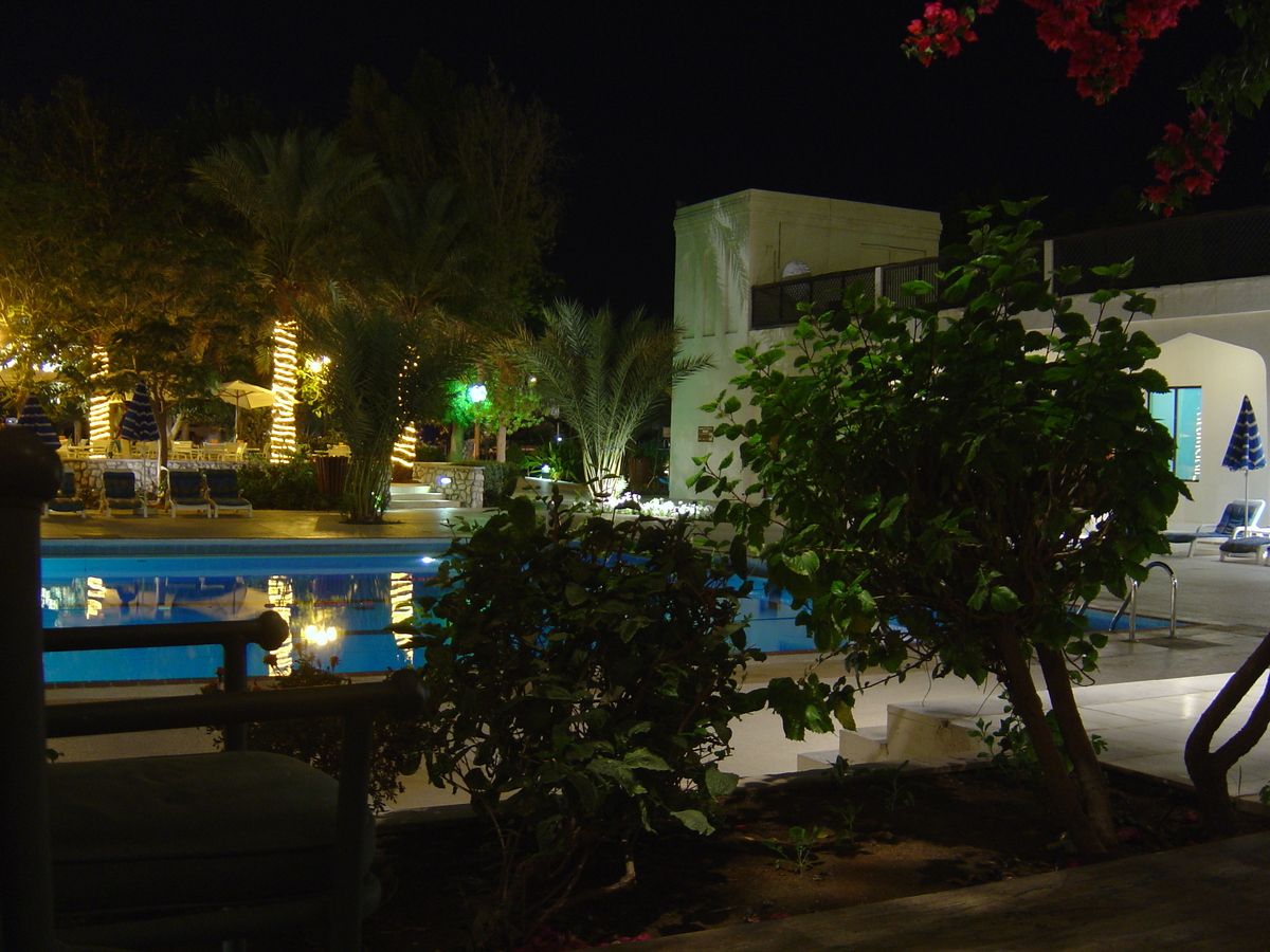 รูปถ่าย สหรัฐอาหรับเอมิเรตส์(United Arab Emirates) อาเลอิน(Al Ain) โรงแรมฮิลตัน(Hilton Hotel) 2005-03 11