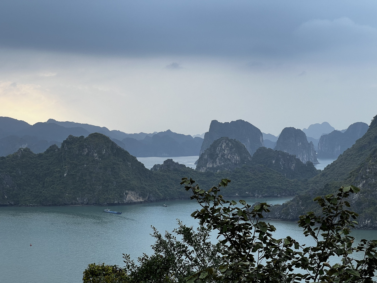 รูปถ่าย เวียดนาม(Vietnam) อ่าวฮาลอง(Ha Long Bay) 2024-01 40