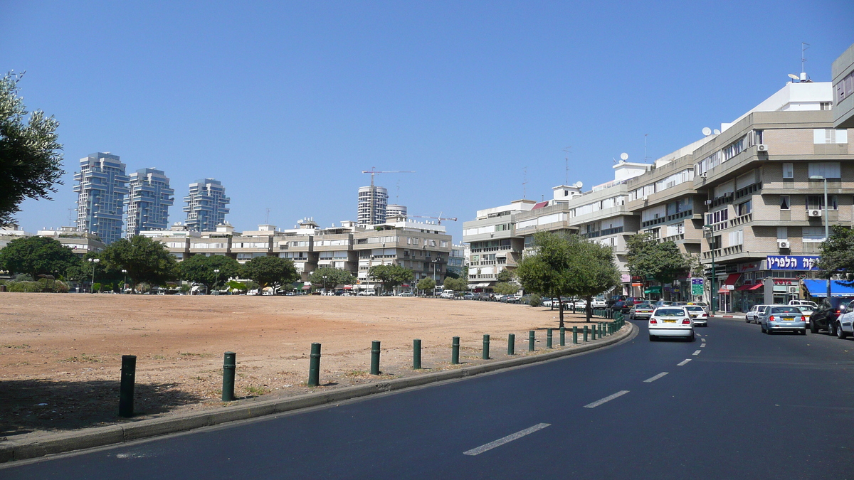 รูปถ่าย อิสราเอล(Israel) เทลอาวีฟ(Tel Aviv) จัตุรัสกิการ์ฮาเมดีนา(Kikar Hamedina) 2007-06 5