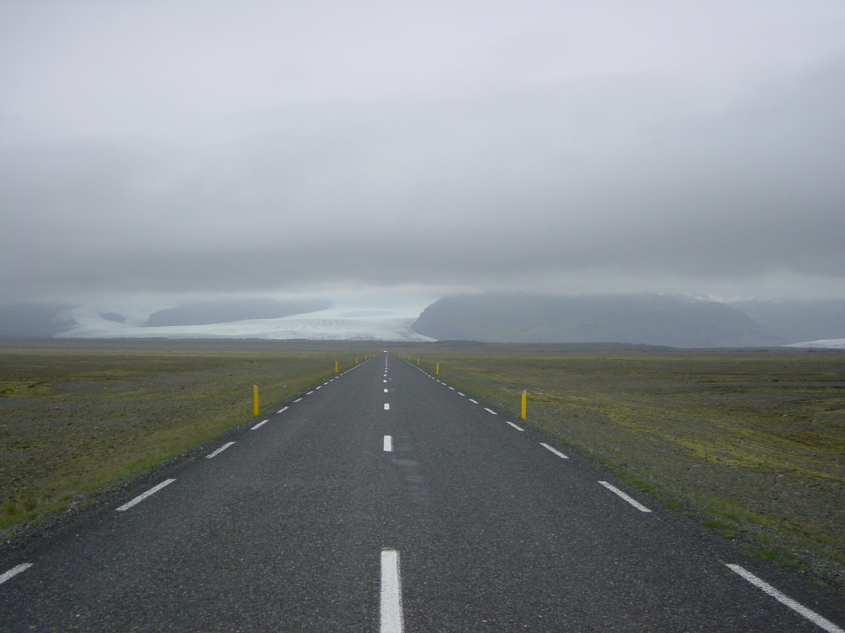 รูปถ่าย ไอซ์แลนด์(Iceland) ถนนหมายเลข 1 จากโยกุลซาร์เลานไปวีก(Road 1 Jokulsarlon to vik) 2003-06 18