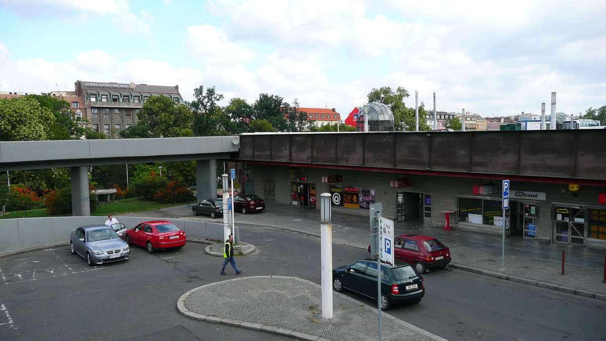 รูปถ่าย สาธารณรัฐเช็ก(Czech Republic) ปราก(Prague) วิลโซโนวา(Wilsonova) 2007-07 30