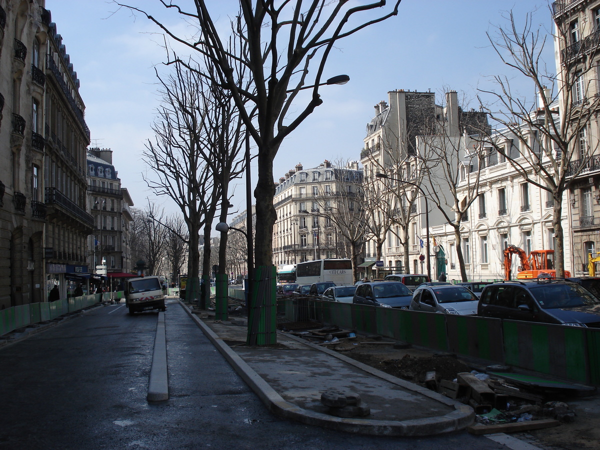 รูปถ่าย ฝรั่งเศส(France) ปารีส(Paris) คุ้มที่ 17 (17th Arrondissement) ถนนกูร์แซล(Boulevard de Courcelles) 2006-03 9
