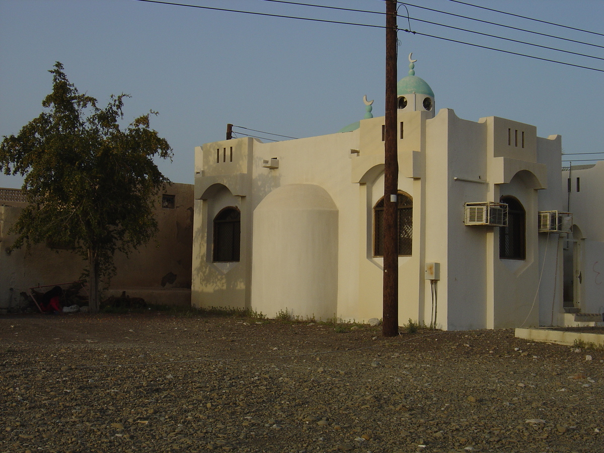 รูปถ่าย โอมาน(Oman) มาฮาดา(Mahada) 2005-03 6