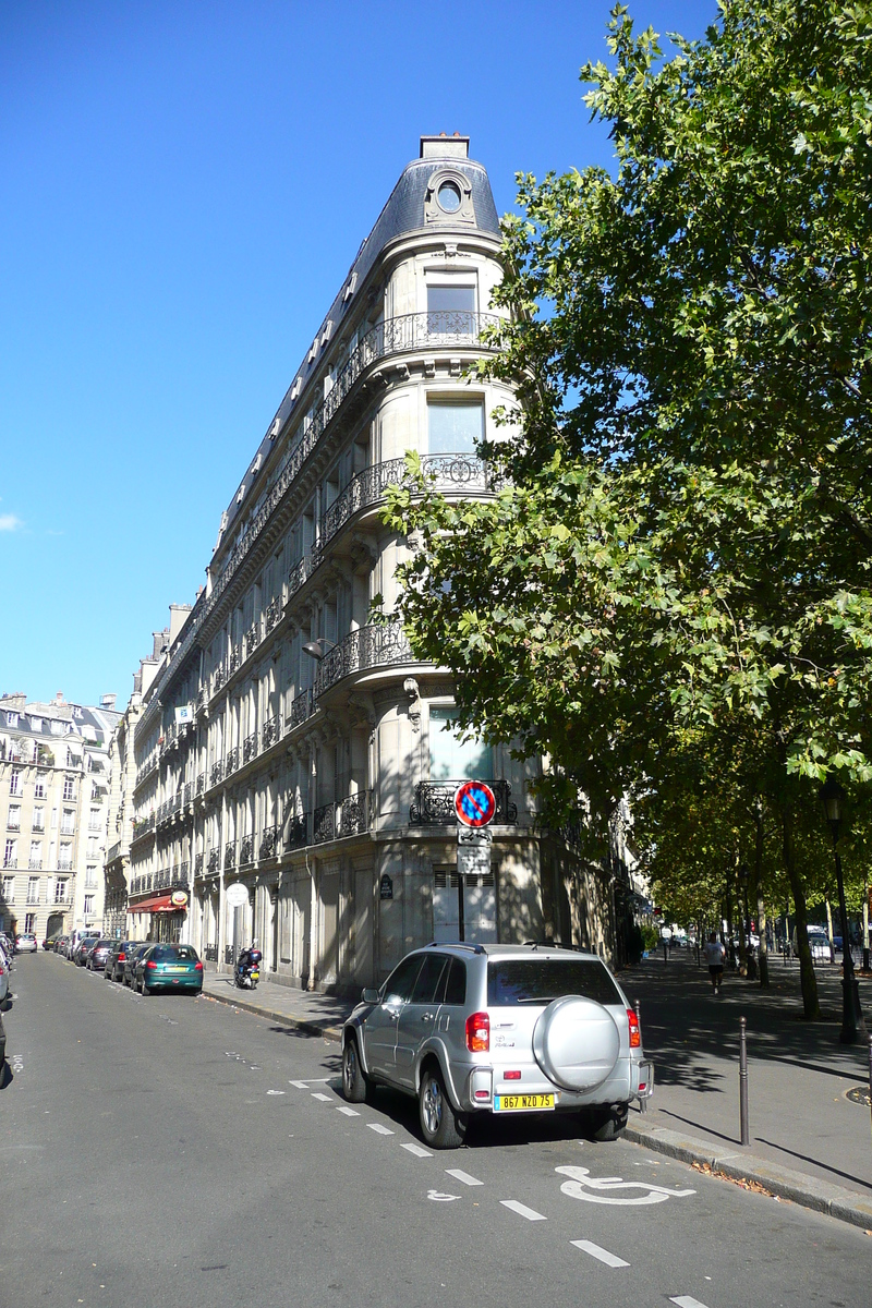 รูปถ่าย ฝรั่งเศส(France) ปารีส(Paris) ถนนฟรีดลันด์(Avenue de Friedland) 2007-09 16
