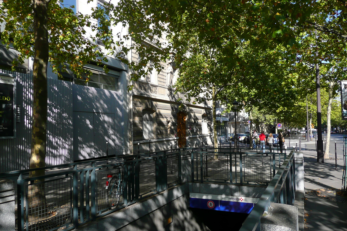 รูปถ่าย ฝรั่งเศส(France) ปารีส(Paris) ถนนฟรีดลันด์(Avenue de Friedland) 2007-09 97