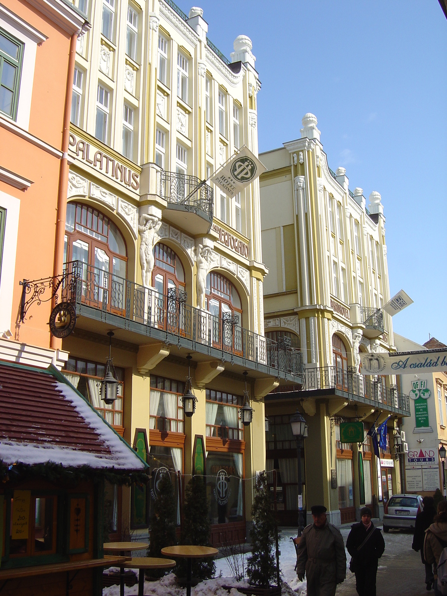 รูปถ่าย ฮังการี(Hungary) เปคส์(Pecs) 2005-03 49