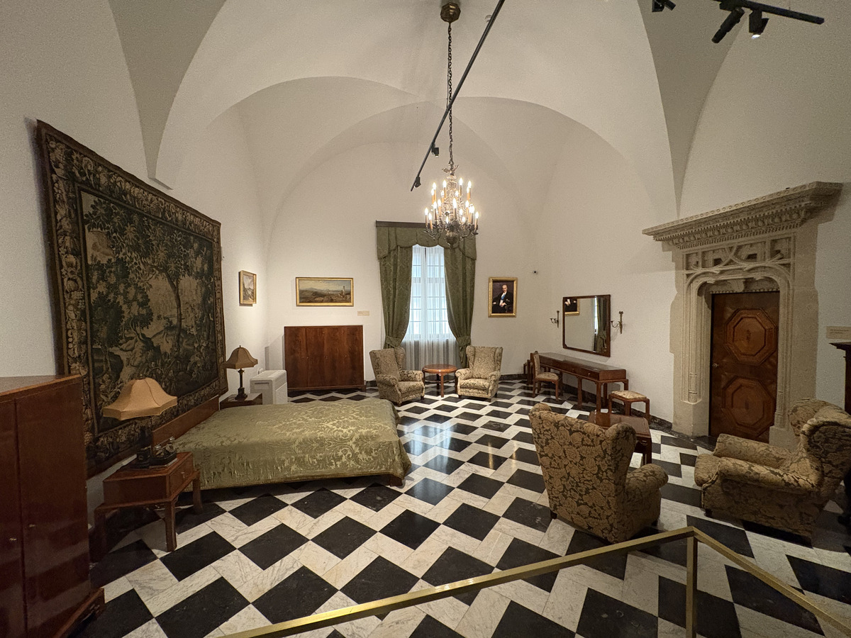 รูปถ่าย โปแลนด์(Poland) คราคูฟ(Krakow) ปราสาทวาเวล(Wawel castle) 2026-09 220