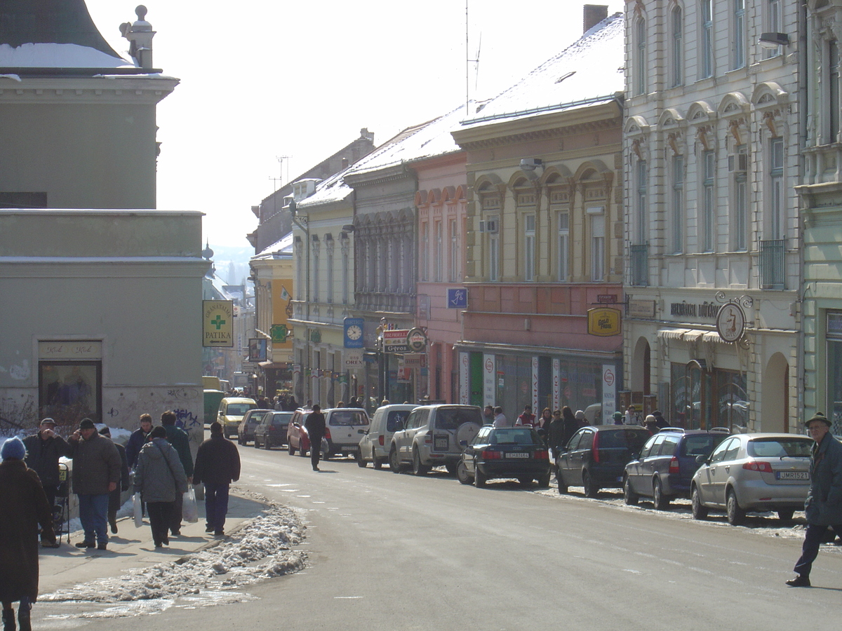 รูปถ่าย ฮังการี(Hungary) เปคส์(Pecs) 2005-03 60