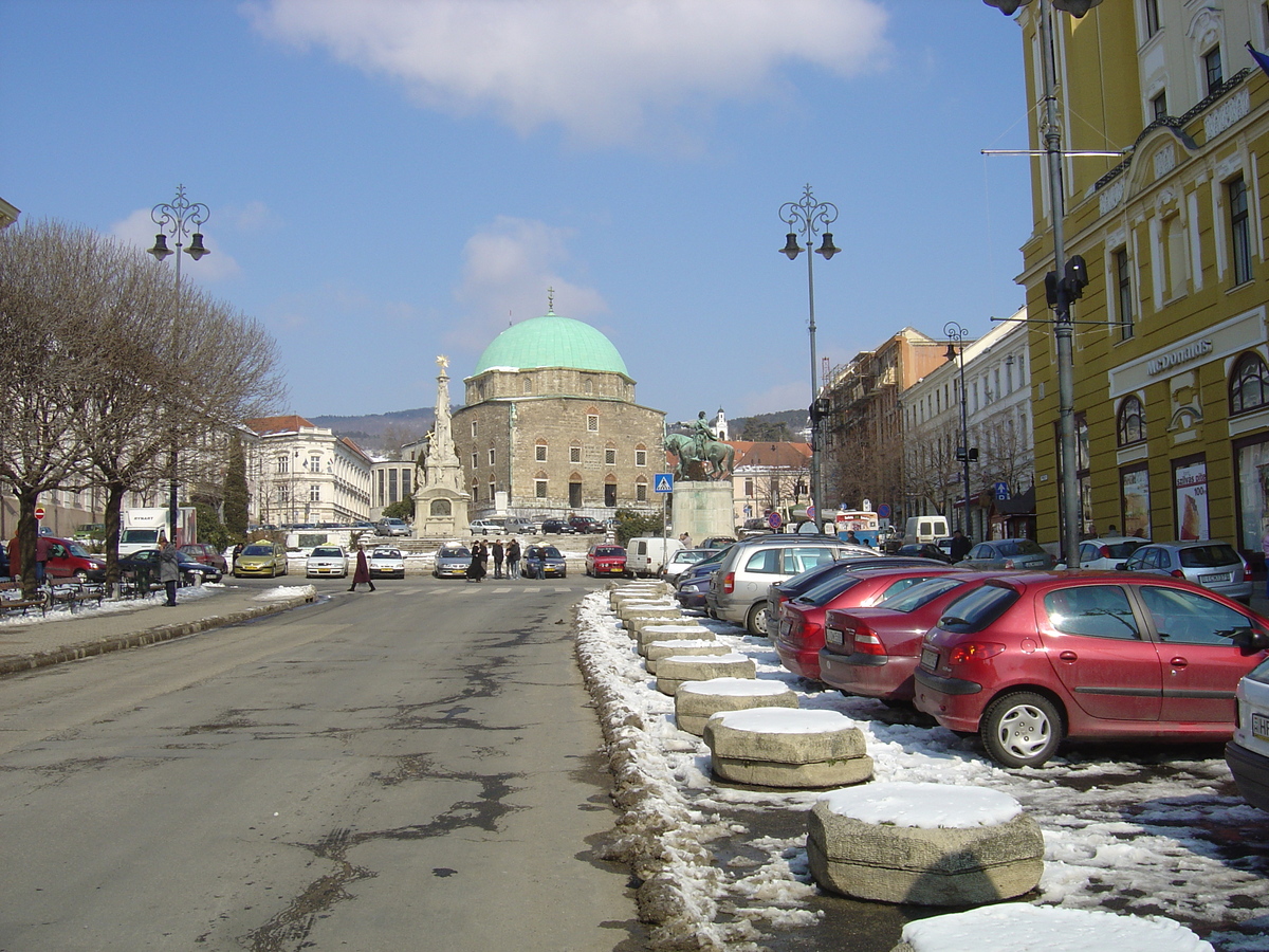รูปถ่าย ฮังการี(Hungary) เปคส์(Pecs) 2005-03 69