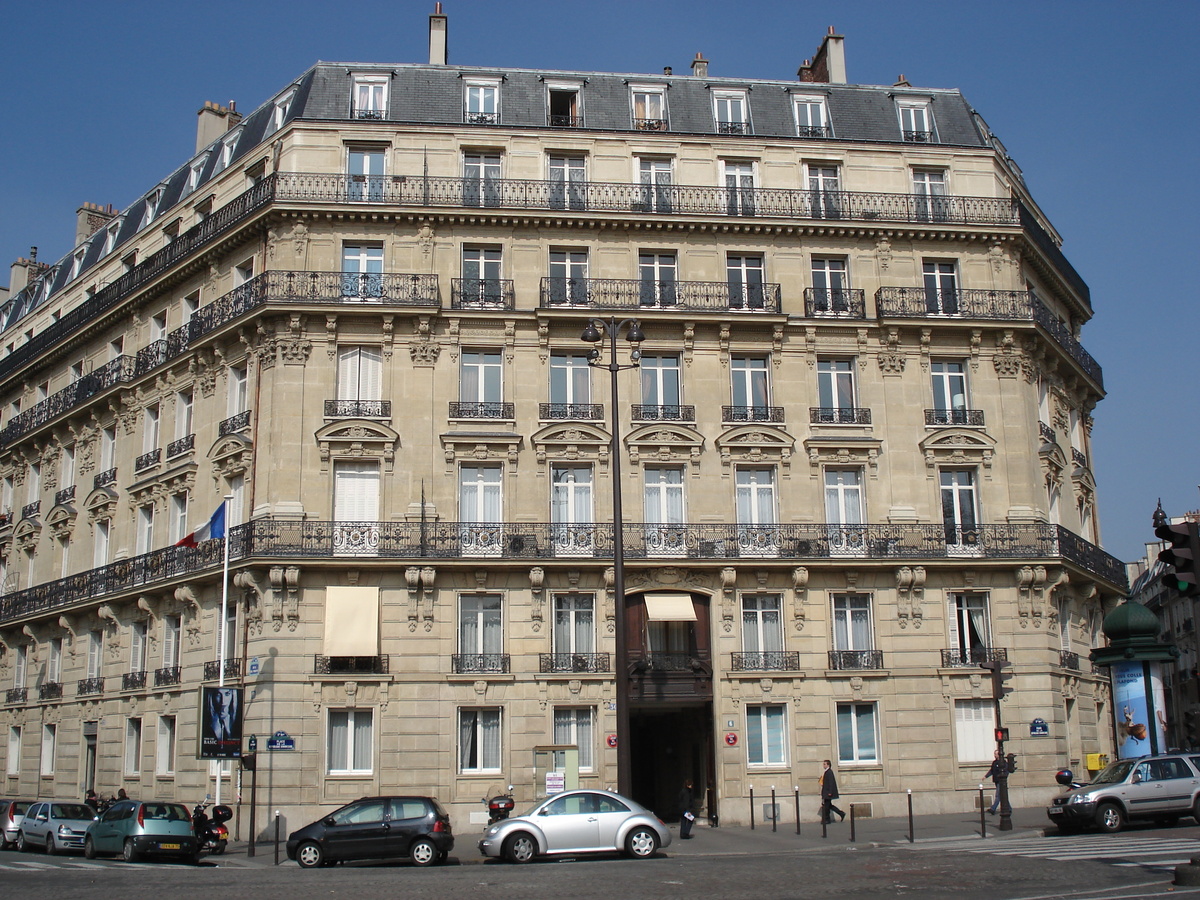 รูปถ่าย ฝรั่งเศส(France) ปารีส(Paris) คุ้มที่ 17 (17th Arrondissement) ถนนกูร์แซล(Boulevard de Courcelles) 2006-03 16