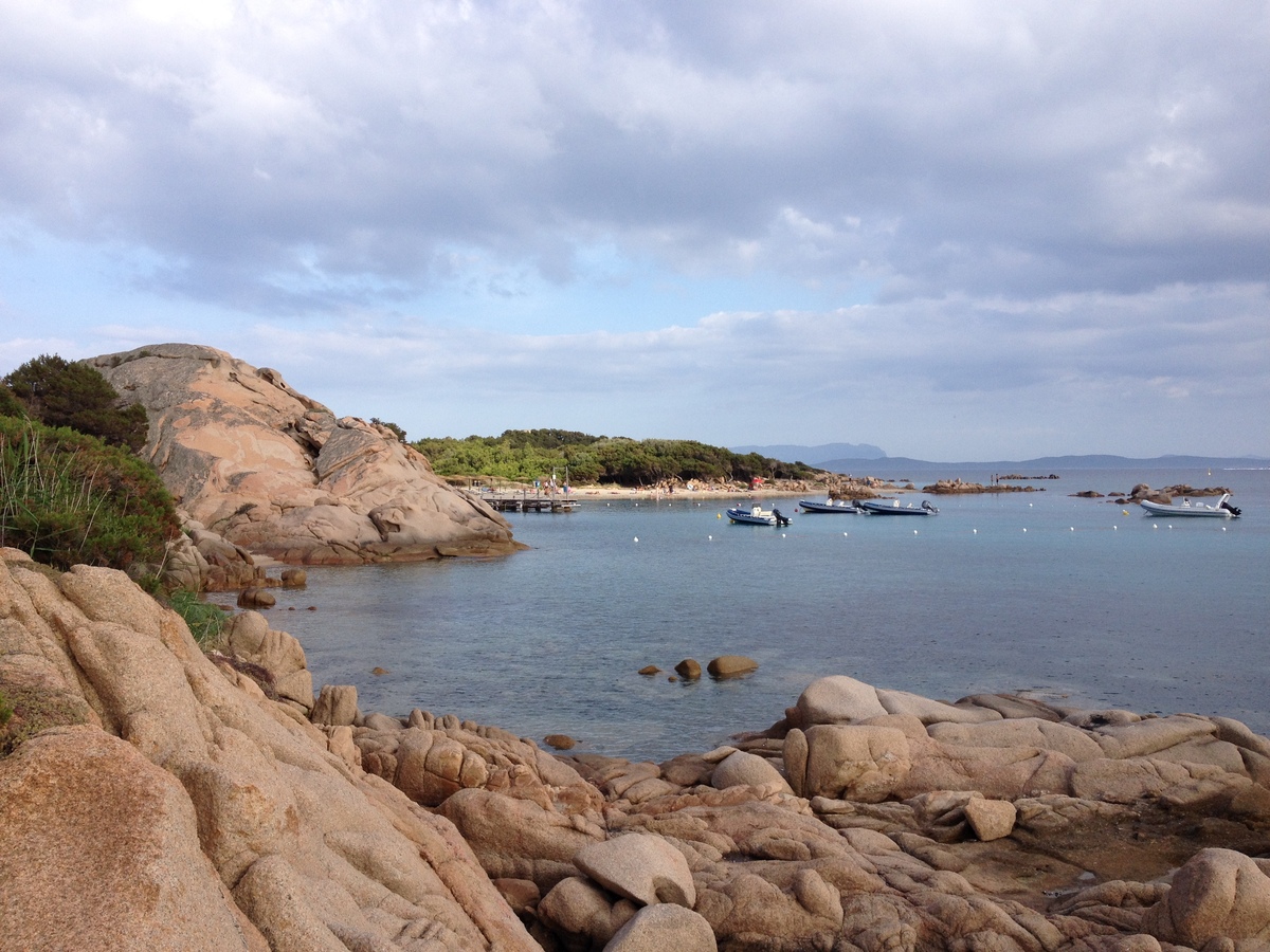 รูปถ่าย อิตาลี(Italy) ซาร์ดิเนีย(Sardinia) กอสตาสเมรัลดา(Costa Smeralda) 2015-06 1