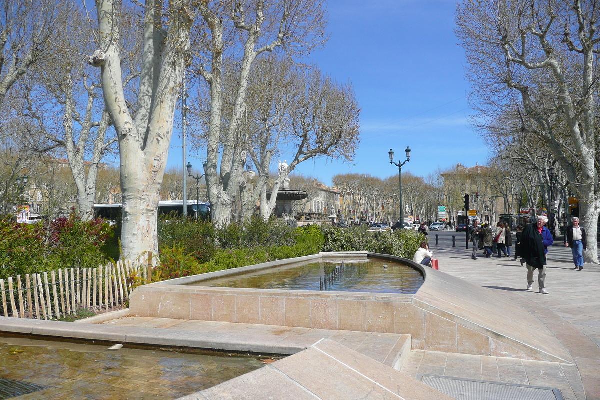 รูปถ่าย ฝรั่งเศส(France) แอ็กซ์-อ็อง-โพรว็องส์(Aix en Provence) จัตุรัสนายพลเดอโกล(Place du General de Gaulle) 2008-04 25