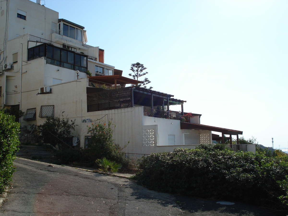 รูปถ่าย อิสราเอล(Israel) ไฮฟา(Haifa) คาร์เมล(Carmel) 2006-12 27