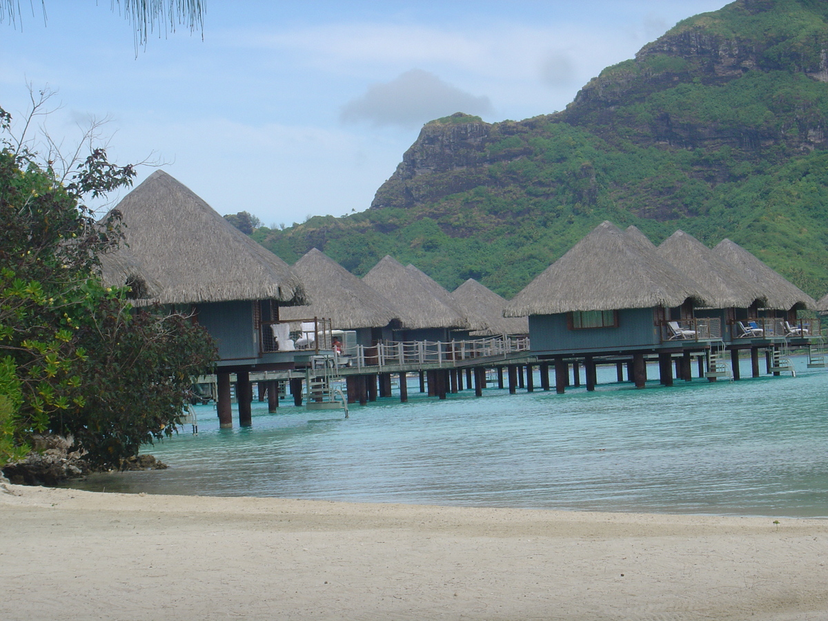 รูปถ่าย เฟรนช์โพลี่นีเซีย(Polynesia) โรงแรมเลอเมอริเดียน โบราโบรา(Meridien Bora Bora Hotel) 2006-04 171