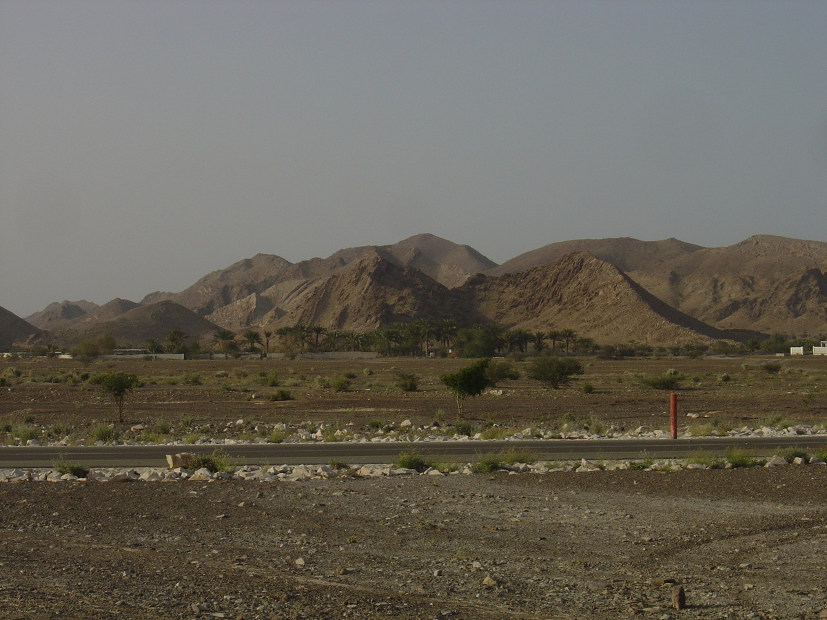รูปถ่าย โอมาน(Oman) จากบูไมิไปถนนมาฮาดา(Buraimi to Mahada road) 2005-03 7