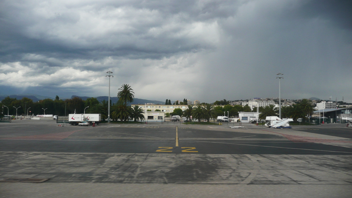 รูปถ่าย ฝรั่งเศส(France) ท่าอากาศยานนีซ(Nice Airport) 2007-07 33