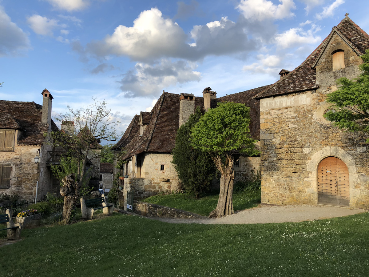 รูปถ่าย ฝรั่งเศส(France) กาเรนนัก(Carennac) 2018-04 123