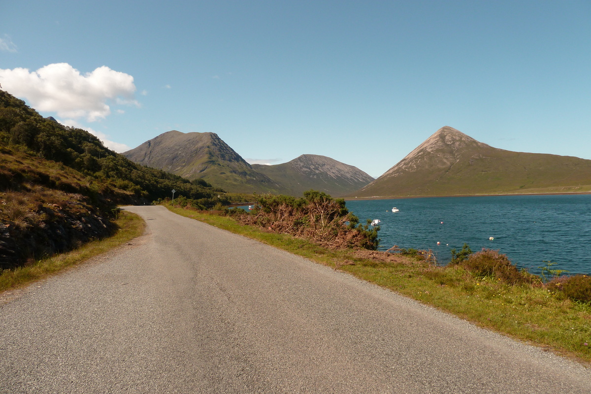 รูปถ่าย อังกฤษ(United Kingdom) เกาะสกาย(Skye) เทือกเขาคูลิน(The Cuillin) 2011-07 120