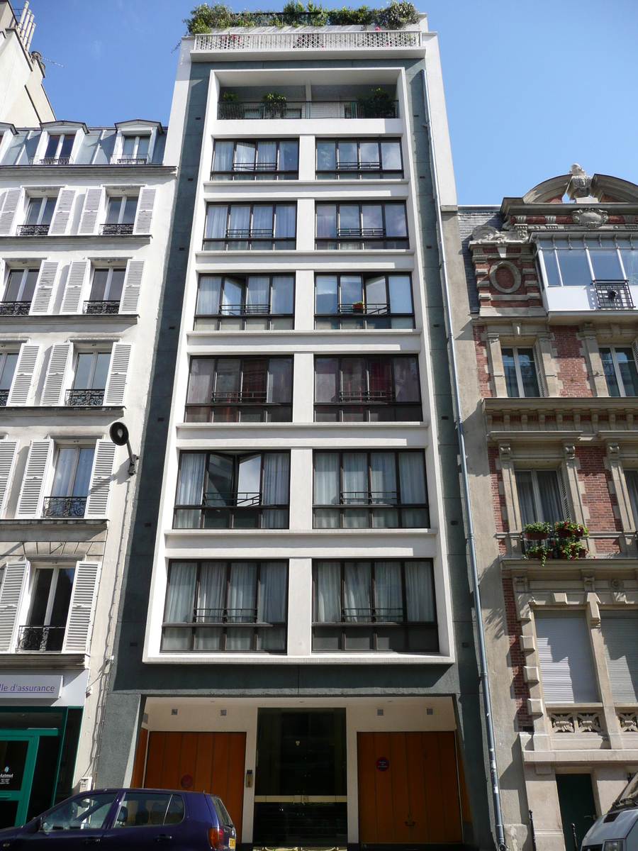 รูปถ่าย ฝรั่งเศส(France) ปารีส(Paris) คุ้มที่ 17 (17th Arrondissement) ถนนฌูฟรัว-ดาบ็อง(Rue Jouffroy d'Abbans) 2007-05 49