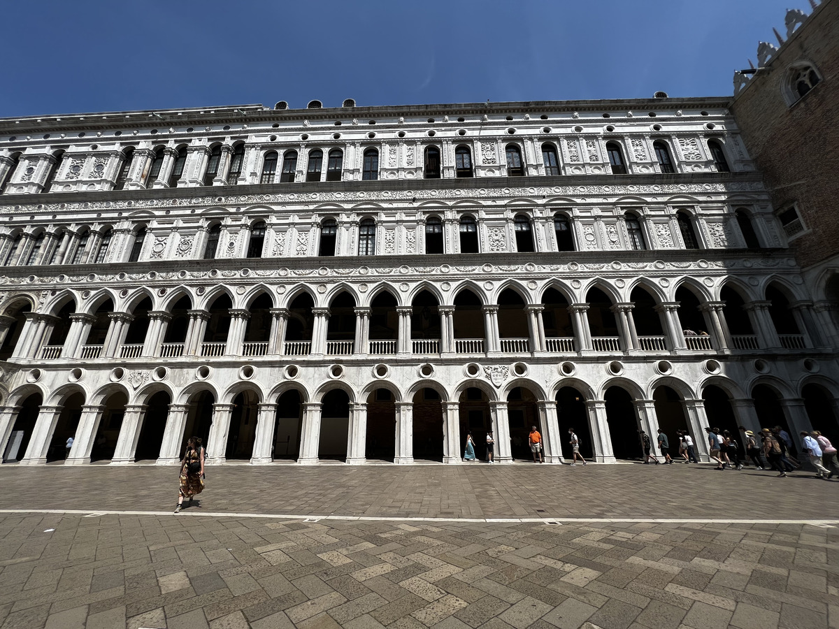 รูปถ่าย อิตาลี(Italy) เวนีส(Venice) พระราชวังดอจ (ปาลัซโซดูกาเล)(Doge's Palace (Palazzo Ducale)) 2022-05 152