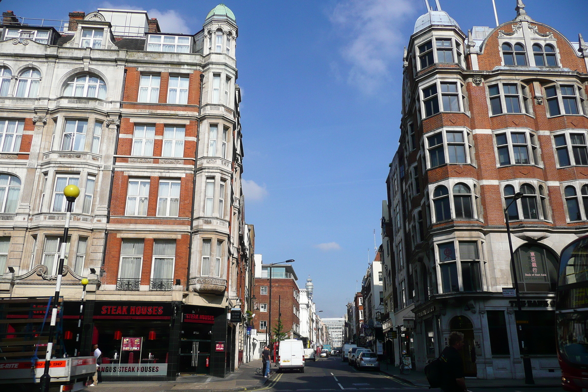 รูปถ่าย อังกฤษ(United Kingdom) ลอนดอน(London) ถนนแชฟตส์เบอรี(Shaftesbury Avenue) 2007-09 40
