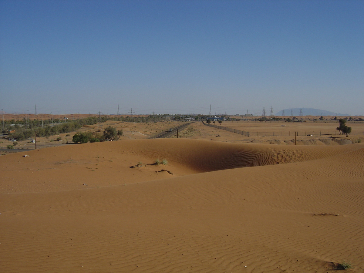 รูปถ่าย สหรัฐอาหรับเอมิเรตส์(United Arab Emirates) จากดูไบไปถนนอัลอิน(Dubai to Al Ain road) 2005-03 21