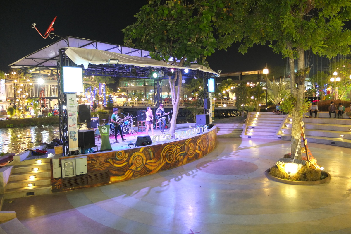 รูปถ่าย ไทย(Thailand) ขอนแก่น(Khon Kaen) 2012-12 42