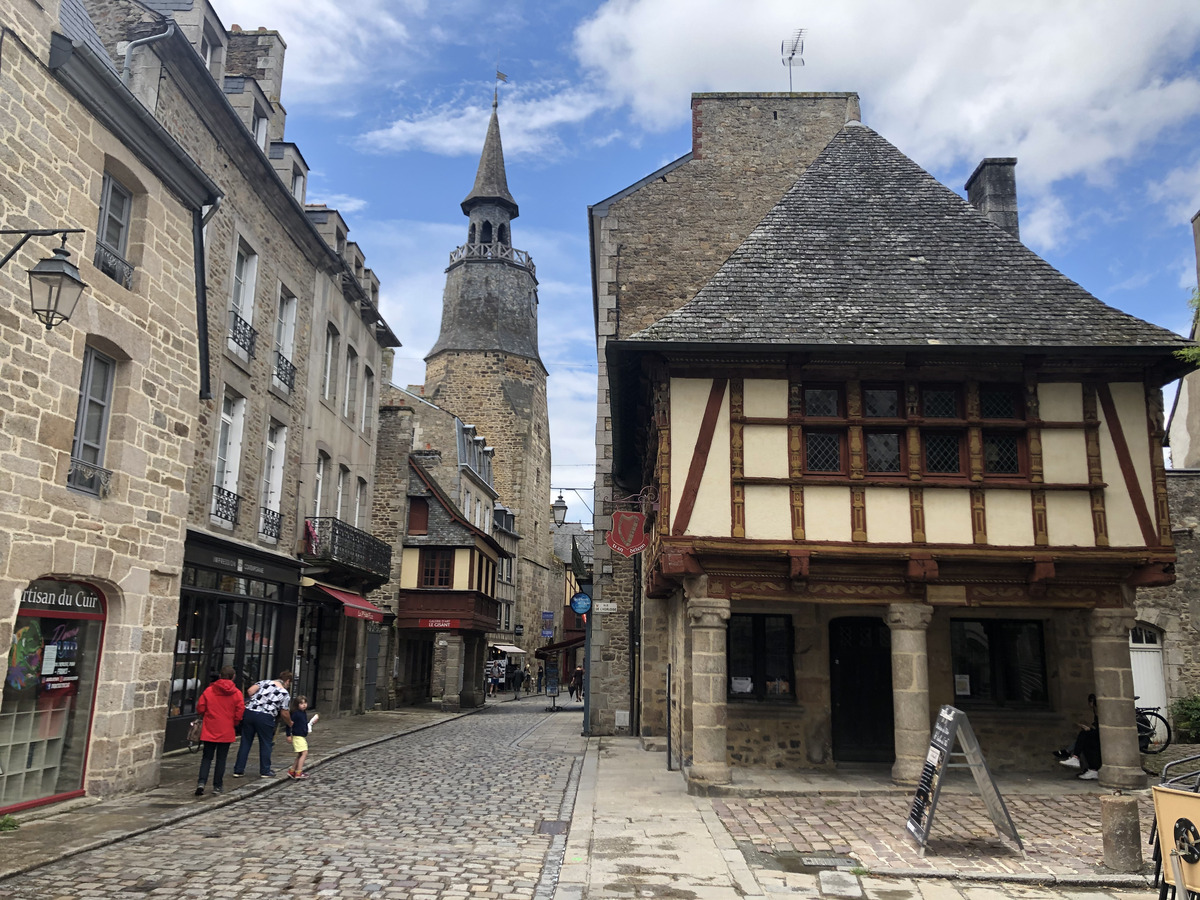 รูปถ่าย ฝรั่งเศส(France) ดีน็อง(Dinan) 2020-06 54