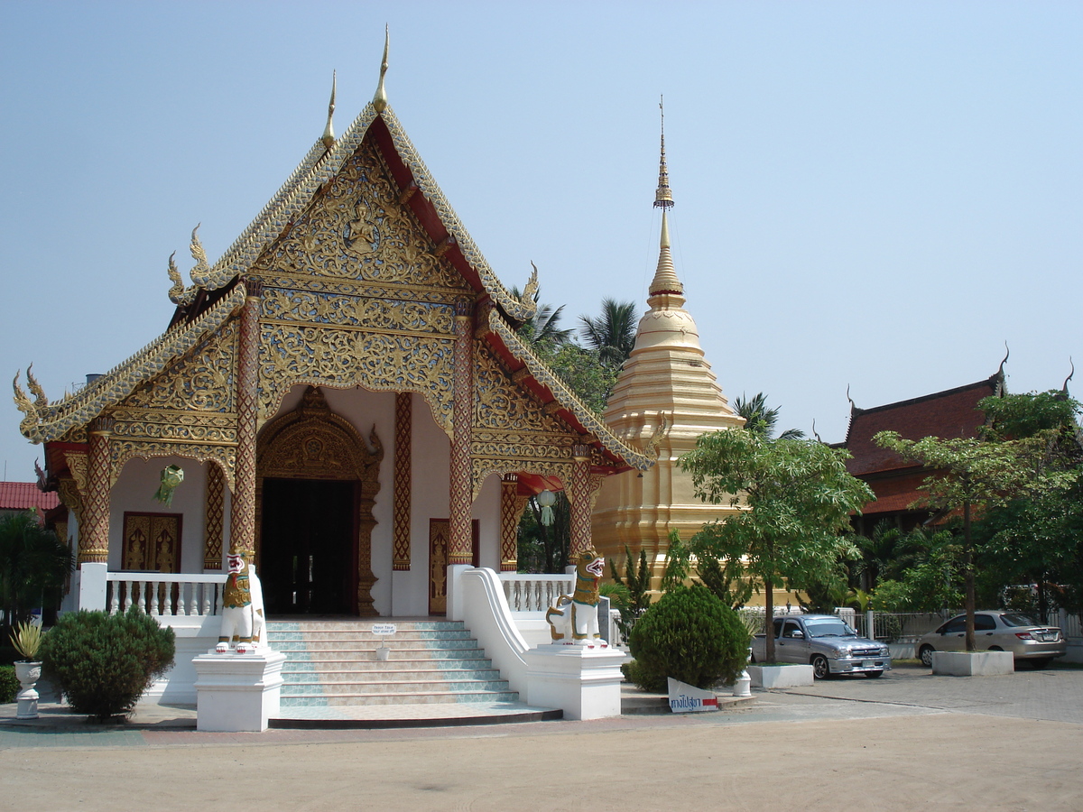 รูปถ่าย ไทย(Thailand) เชียงใหม่(Chiang Mai) ข้างในคุเมืองเชียงใหม่(Inside Canal) 2006-04 32